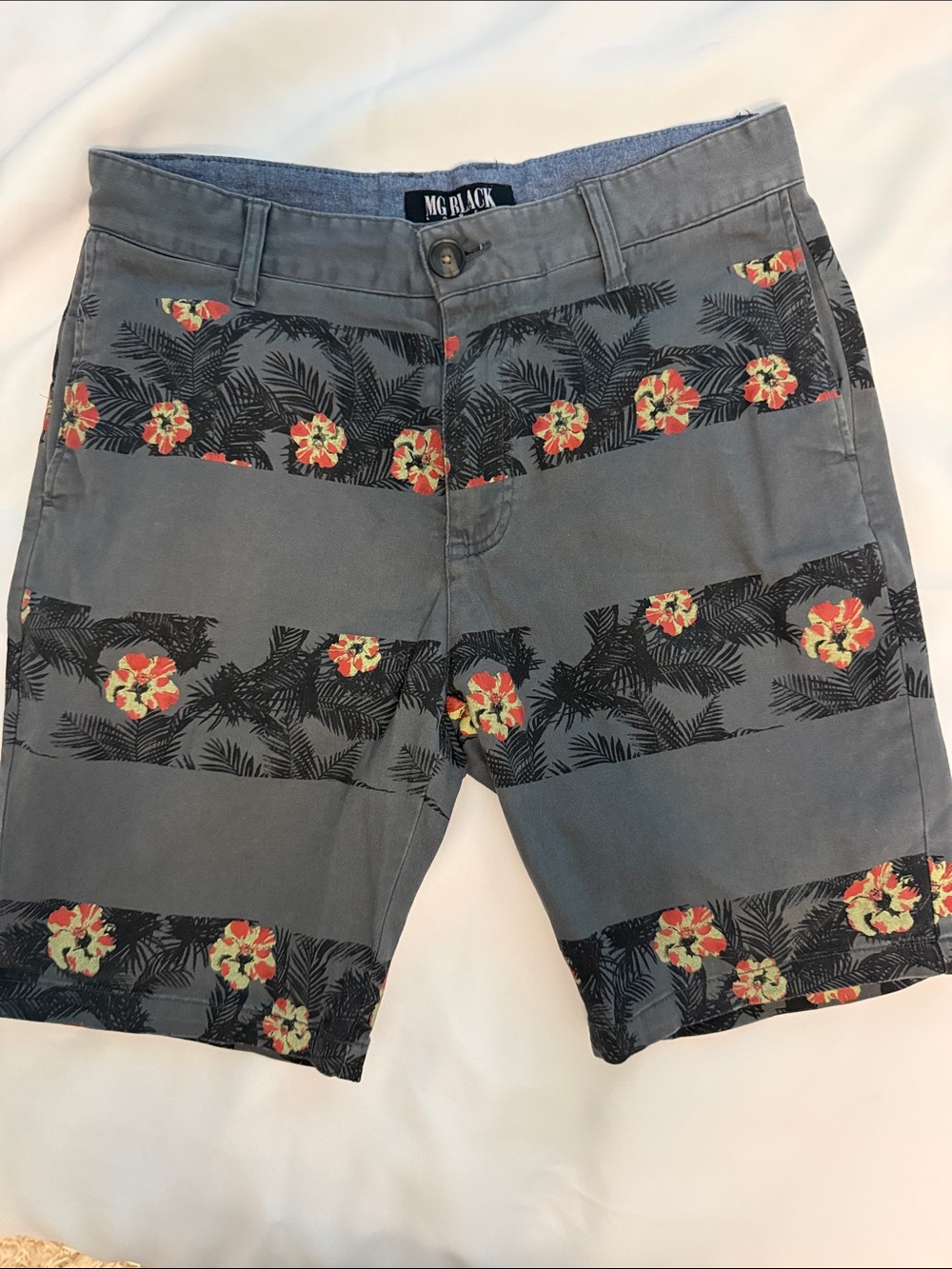 MC Black Men's Grey Floral-Print Flat Front Shorts